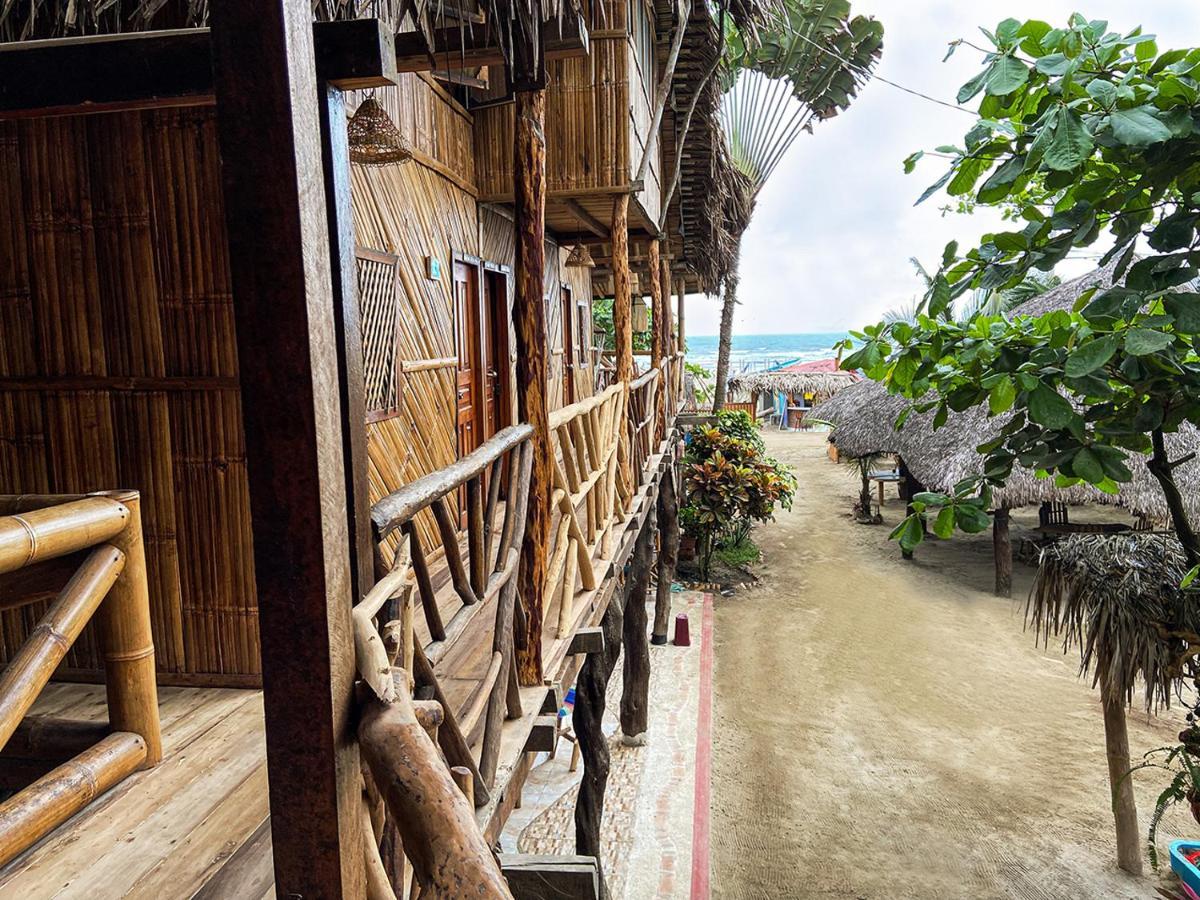 Hostal Olmito Canoa Exterior photo