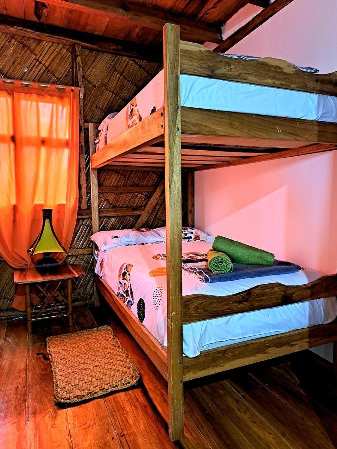 Hostal Olmito Canoa Exterior photo