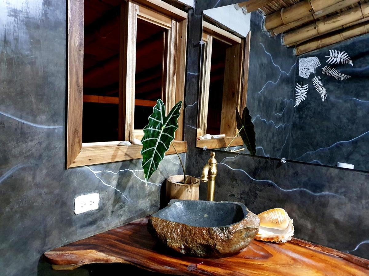 Hostal Olmito Canoa Exterior photo