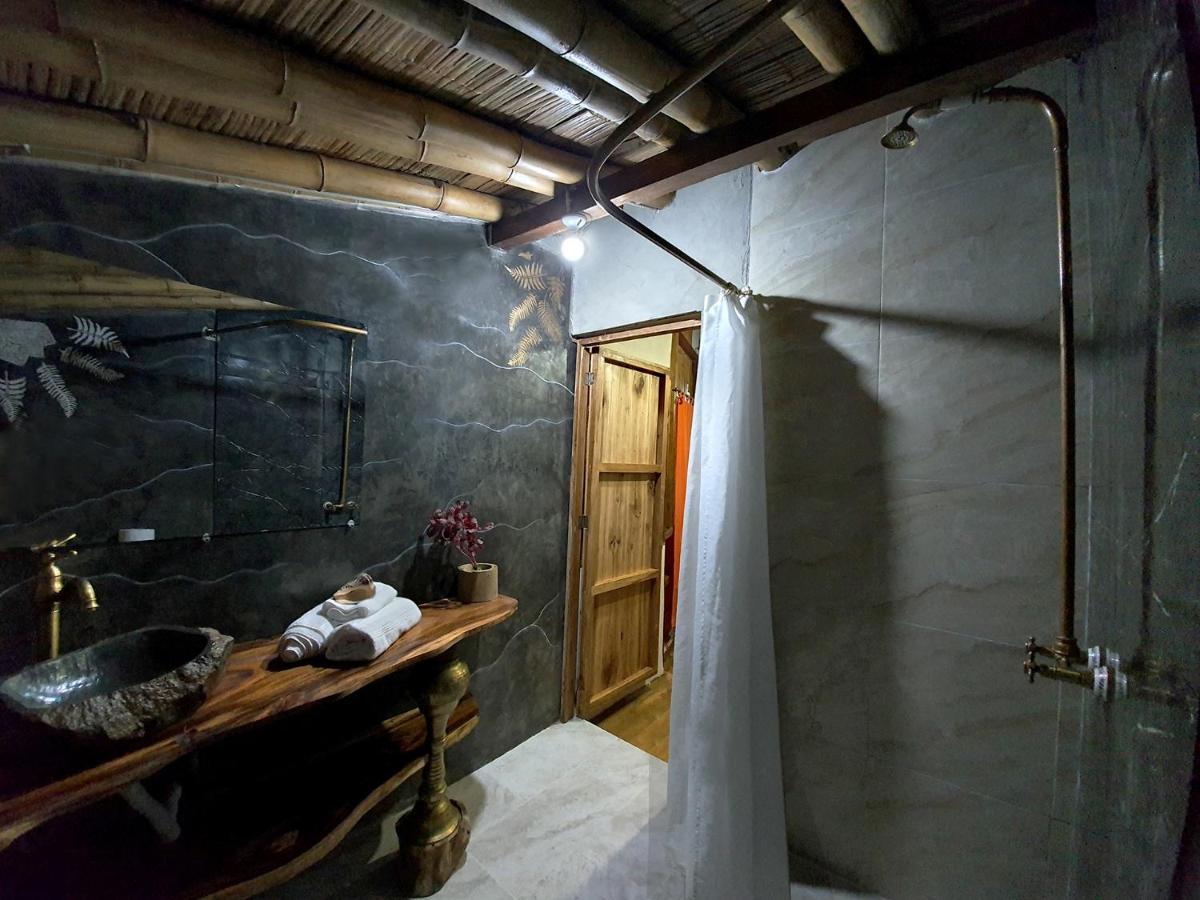 Hostal Olmito Canoa Exterior photo