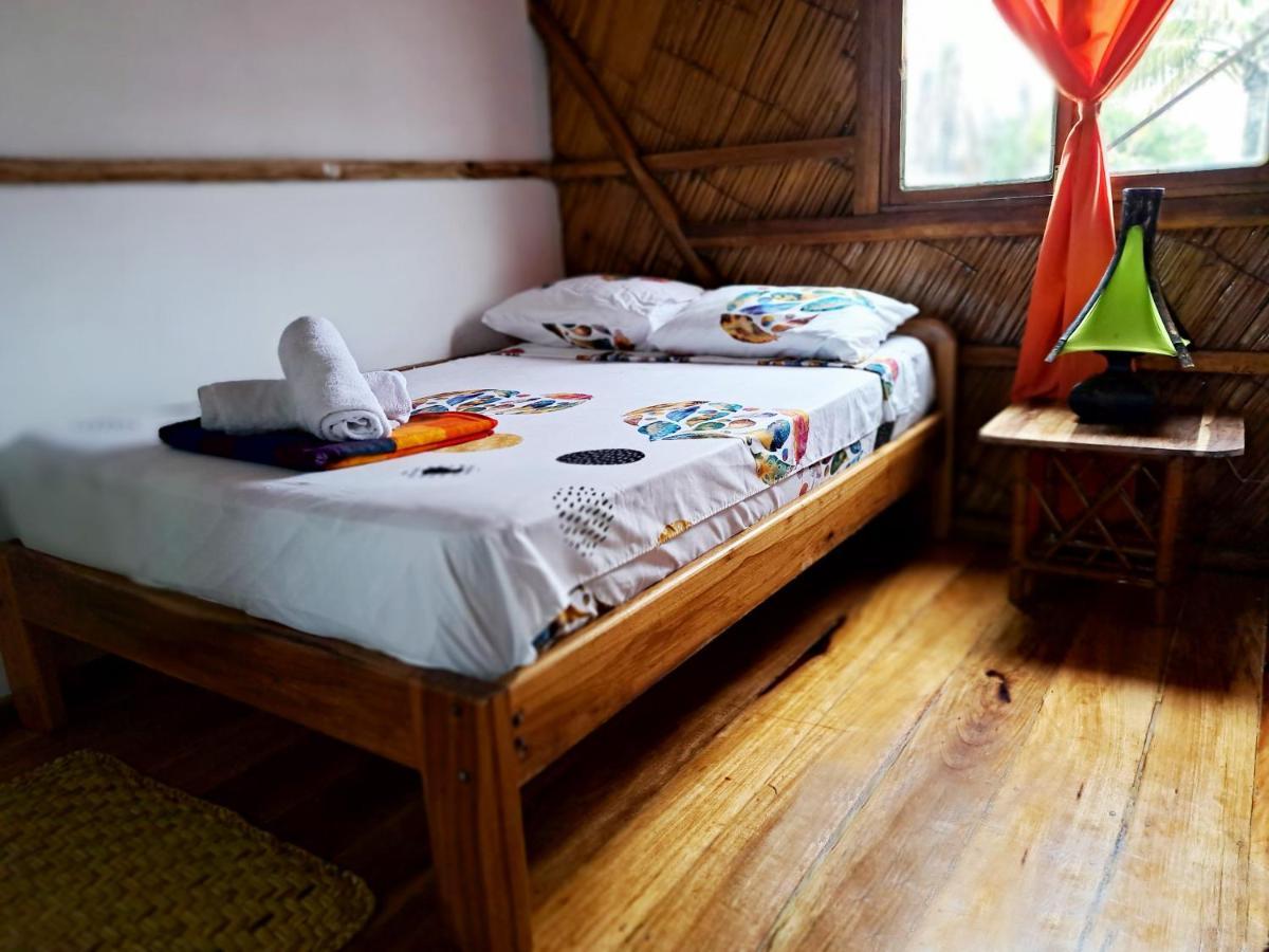 Hostal Olmito Canoa Exterior photo
