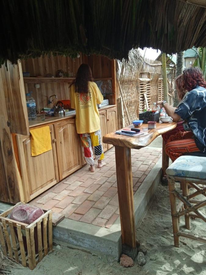 Hostal Olmito Canoa Exterior photo